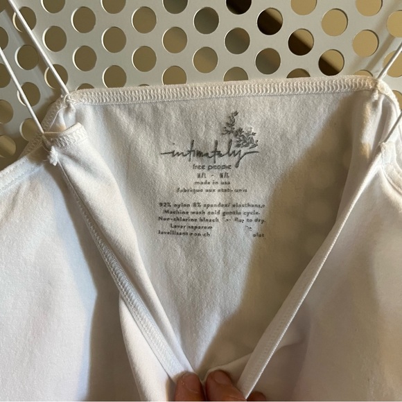 Free People Brami Top in Size M/L in White NWOT - Picture 4 of 8